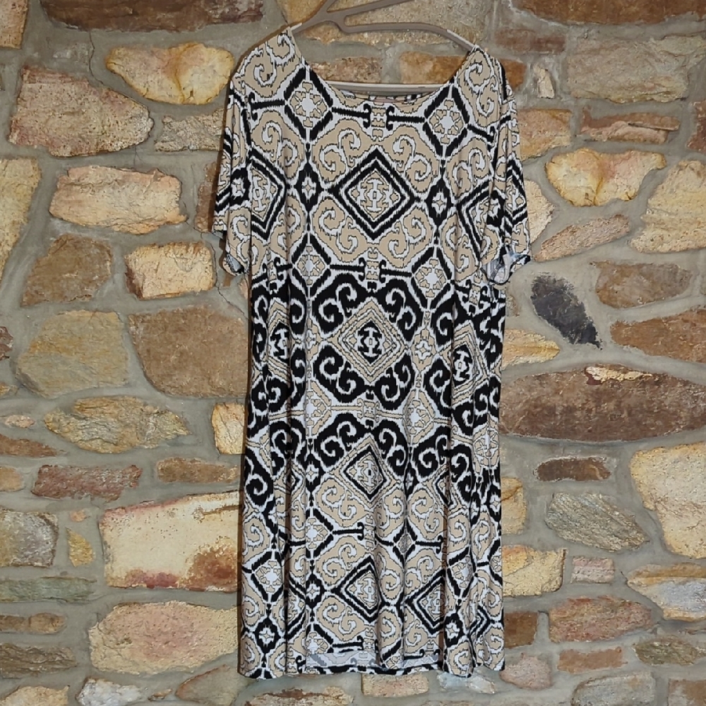 Chico's Cream Black And White Pattern Dress